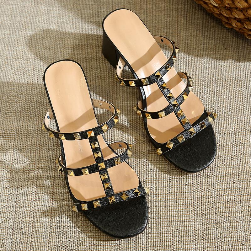 

Новые женские шлепанцы на высоком каблуке в британском стиле, белые, с шипами, с открытым носком, с широкой посадкой, из микрофибры, Zapatos Mujer 41 чёрный