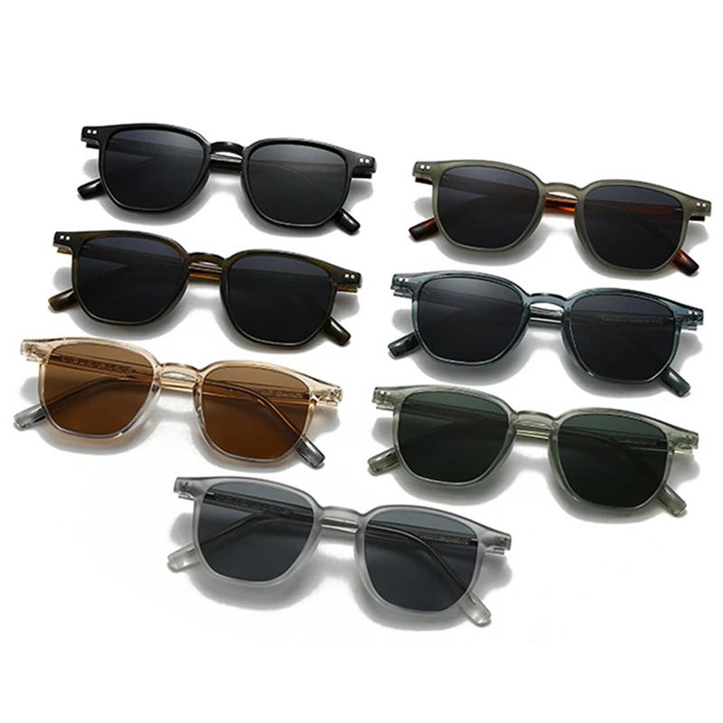 Square Men Sunglasses Fashion Shades UV400 Retro Rivets Women Luxury Champagne Sun Glasses