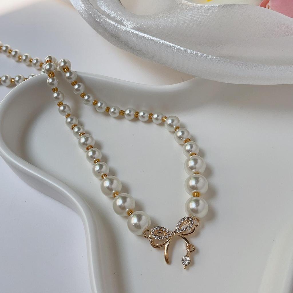 Elegant Pearl Cherry Necklace: Luxe Summer Clavicle Chain for Women