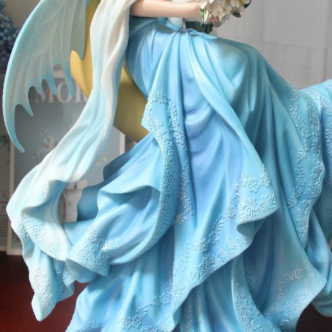 European-Style Hand-Painted Moon Fairy Girl Resin Figure for Desktop Decoration and Collection