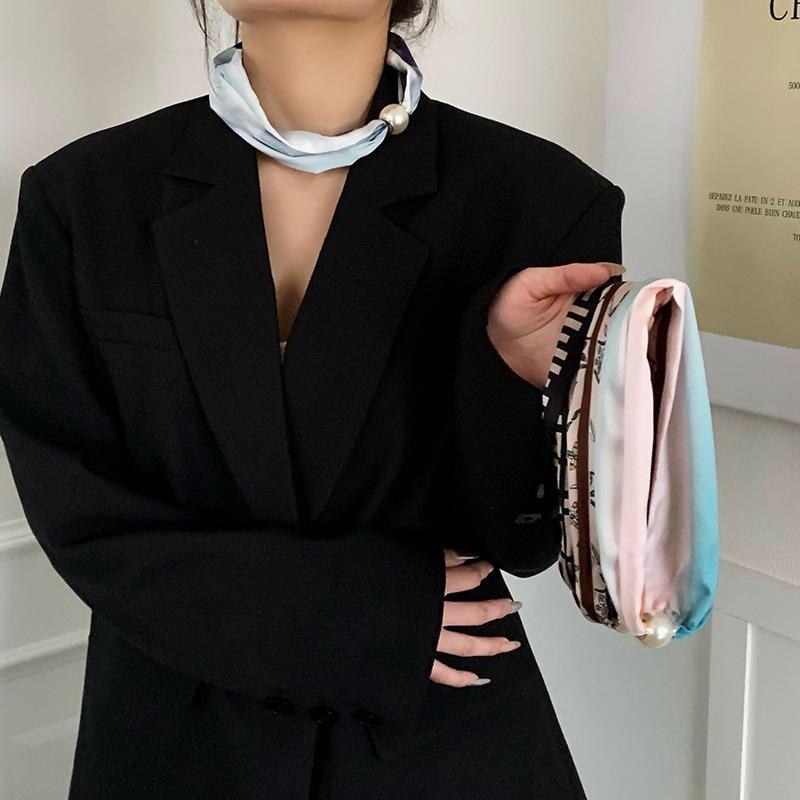 Pearl magnetic buckle small silk scarf women's lazy neck protection spring new versatile high-sense magnetic buckle necklace scarf