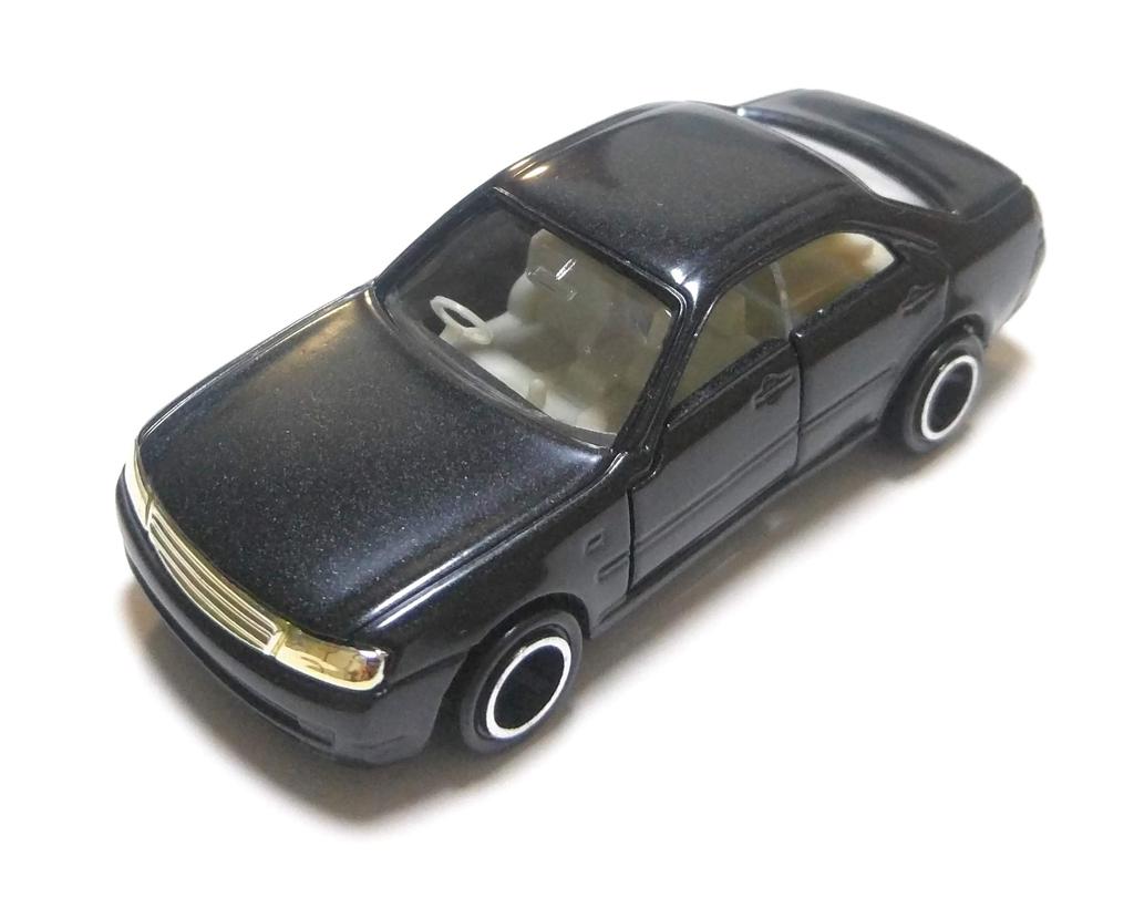 Tomica Nissan Gloria No.32 (box)