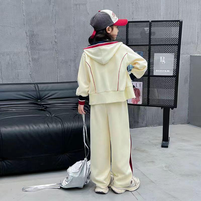 Korean-Style Girls' Spring Set: 2025 Trendy Hooded Sweatshirt & Sporty Two-Piece