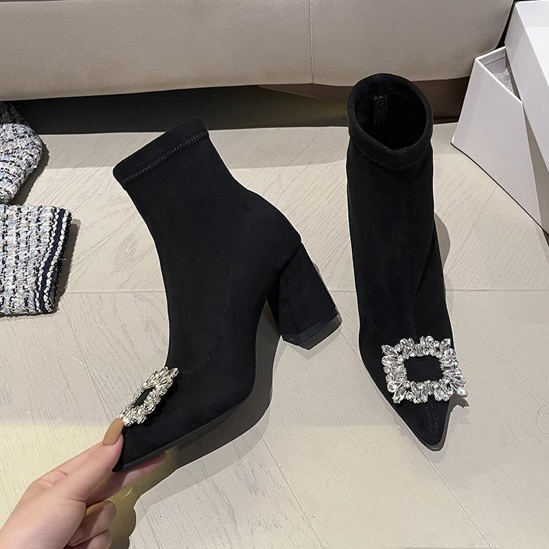 Spitzer dicker Absatz Herbst und Winter dicker Absatz Internet-Berühmtheit Strass quadratische Schnalle High Heel dünne Stiefel Fleece elastische Sockenstiefel Wildleder Schu