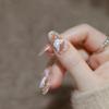 24 Pcs Glittering Press on Nails Tips Art  Pearls Medium Long False Nails With 3D Design For White Butterfly Fake Nails Press On