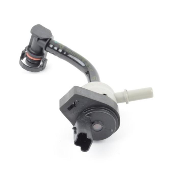 GAK bildelar Kolbehållare Solenoidventil med Slang för BMW OE 13907624538