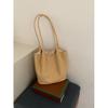 IELGY Large-Capacity Woven Tote Bag Lazy Commuter Portable One-Shoulder Bucket Bag