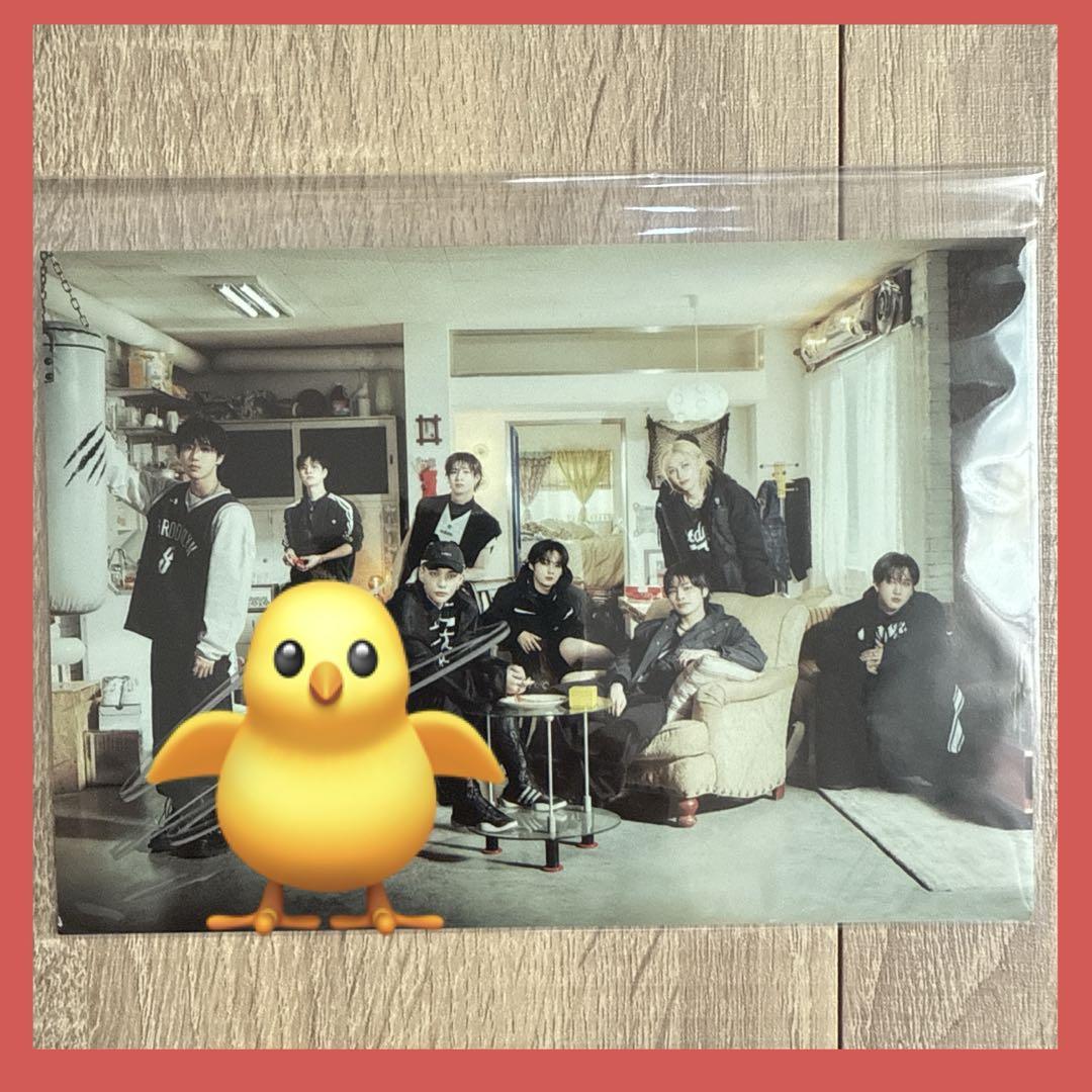 

[USED] StrayKids Karma American Signed Felix Piri