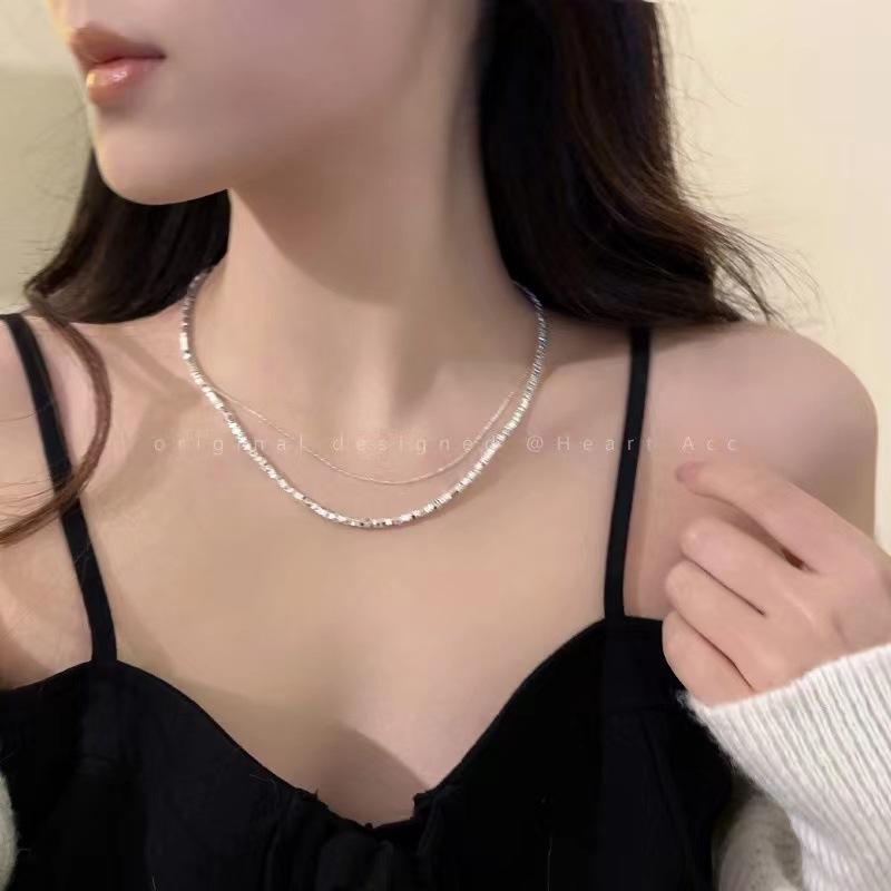 Retro Heart-shaped Bow Pendant Necklace for Women, New Chinese-style Zen-inspired Feather Peace Pendant