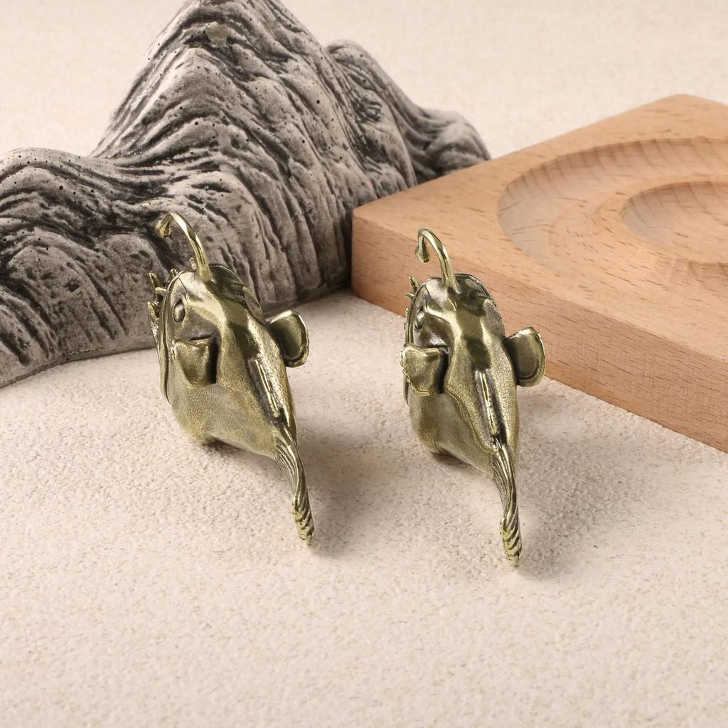 Ocean Fish Catfish Lantern Fish Brass Ornaments Metal Figurines Desk Decoration Copper Crafts Collection Festival Gift