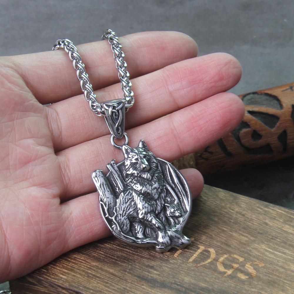 Never Fade Stainless Steel Nordic Viking Wolf Necklace with Wooden Gift Box Original Animal Jewelry