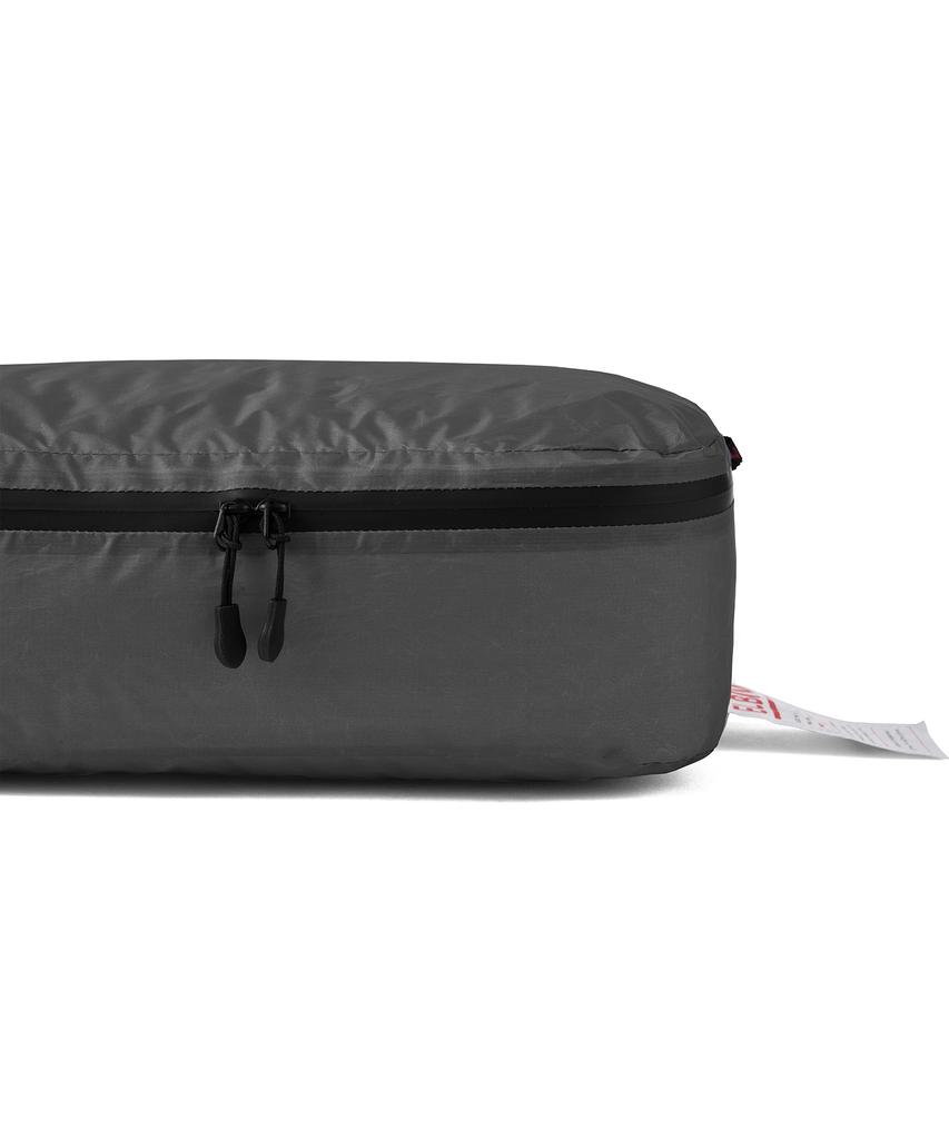 Elbiv Deep Gray Daily Pouch (L)