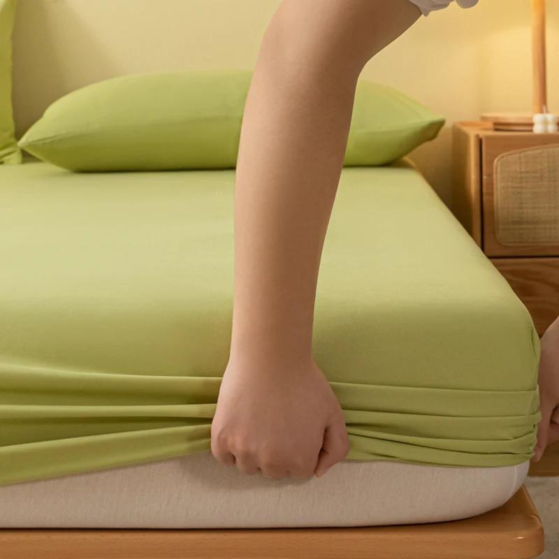1PC Bed Fitted Sheet Bed Mattress Cover Solid Color Bed Linen Non Slip Mattress Covers Bedsheet Soft and Breathable