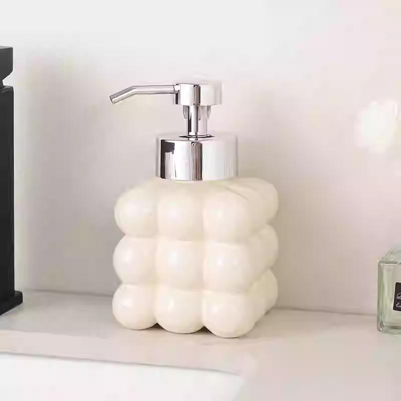 Creative Mousse Foam Bottle Hand Sanitizer Shampoo Foam Press Dispenser Ball Ceramic Soap Dispenser Bathroom Accessories Modern