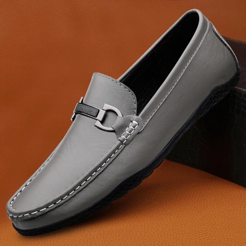 Yeni Erkek Günlük Ayakkabılar Slip on Düz Ayakkabılar Hakiki Deri Formal Loafer'lar Erkek Moccasin'leri El Yapımı Erkek Yürüyüş Açık Hava Sürüş Ayakkabıları