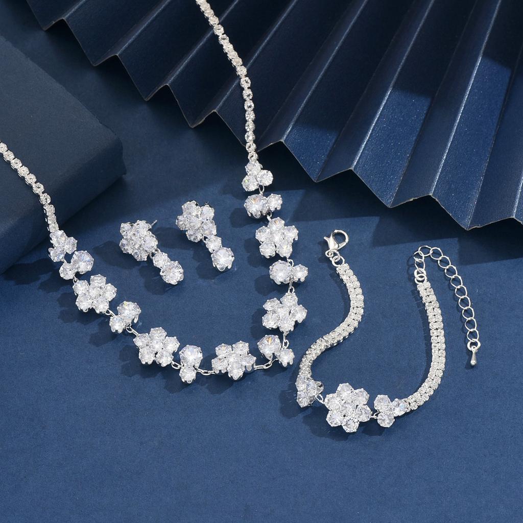 Middle Eastern Simple And Noble Zircon Jewelry Set Four-Claw Necklace Earrings Bracelet Bridal Temperament Set Wedding Accessories