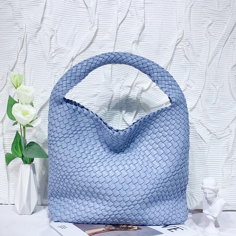 Soft Leather Woven Shoulder Large Bag Large Capacity Child and Mother Bucket Bag Lazy Wind Tote Bag Shopping Travel Handbag