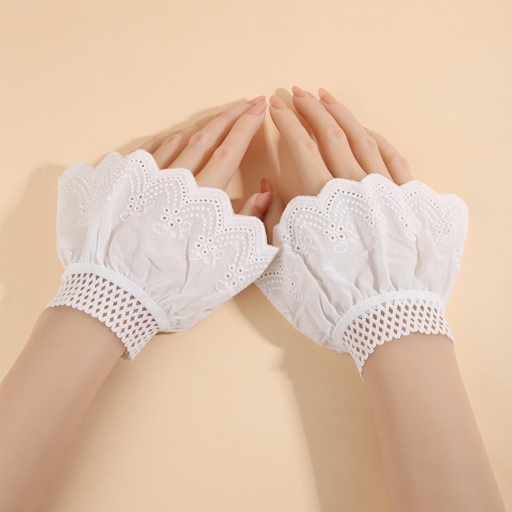 Fashion Lace Ruffled Wrist Fake Sleeves Cuffs Comfortable Costume Accessory Fake Cuff Soft Sweater Cuffs Stage Performance