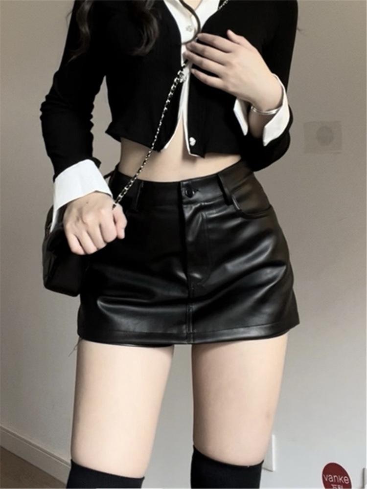 

Elegant Black PU Leather Midi Skirt: Women s High-Waist, Slimming A-Line, Hip-Hugging Mini Skirt for Autumn 2XL чорний