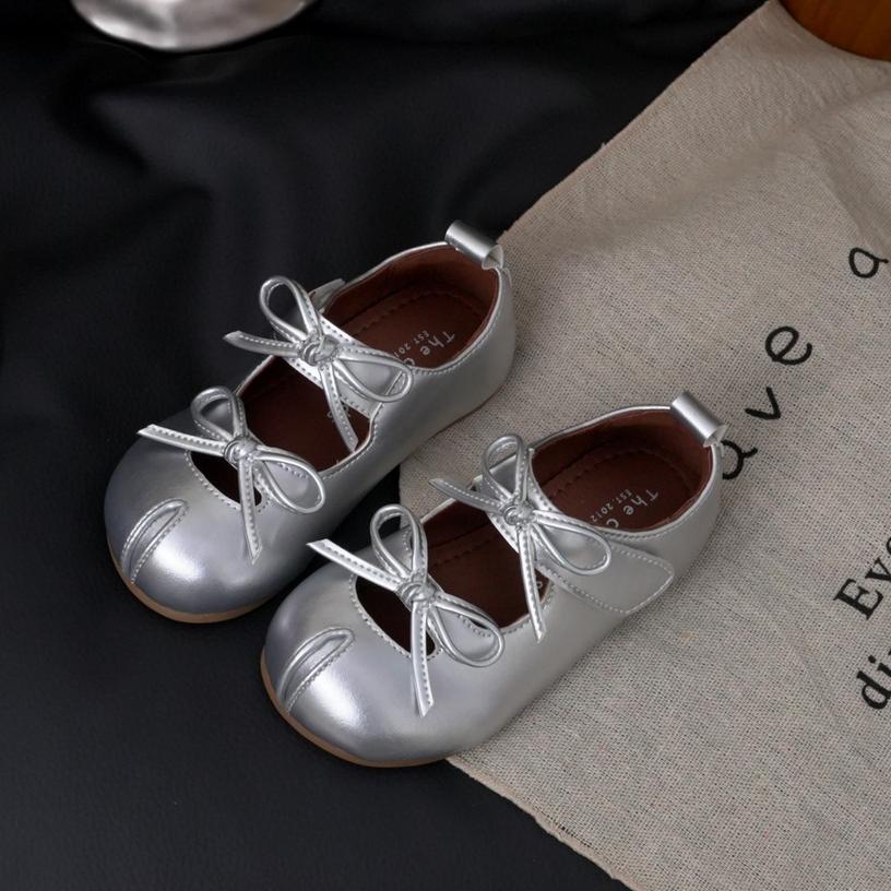 

Девочки, шелковые вечерние туфли, весенне-осенние туфли-лодочки, туфли принцессы на мягкой подошве, ретро туфли Мэри Джейн 23 серебряный