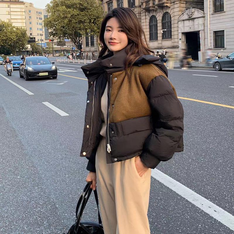 Corduroy splicing down jacket women's short 2024 winter new fashion contrasting colors thickened white duck down bread jacket tide