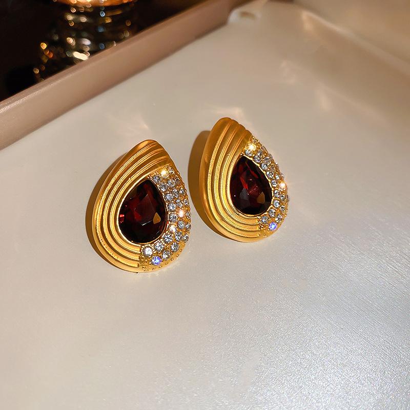 Silver Needle Diamond Drop Earrings Necklace Set Light Luxury Exaggerated Medieval Temperament Earrings Retro Wholesale