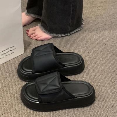 Thick-soled Outer Slippers Women's Summer Velcro High-end Feeling Stepping On Shit Muffin Small Non-slip Beach Cool Slippers Women