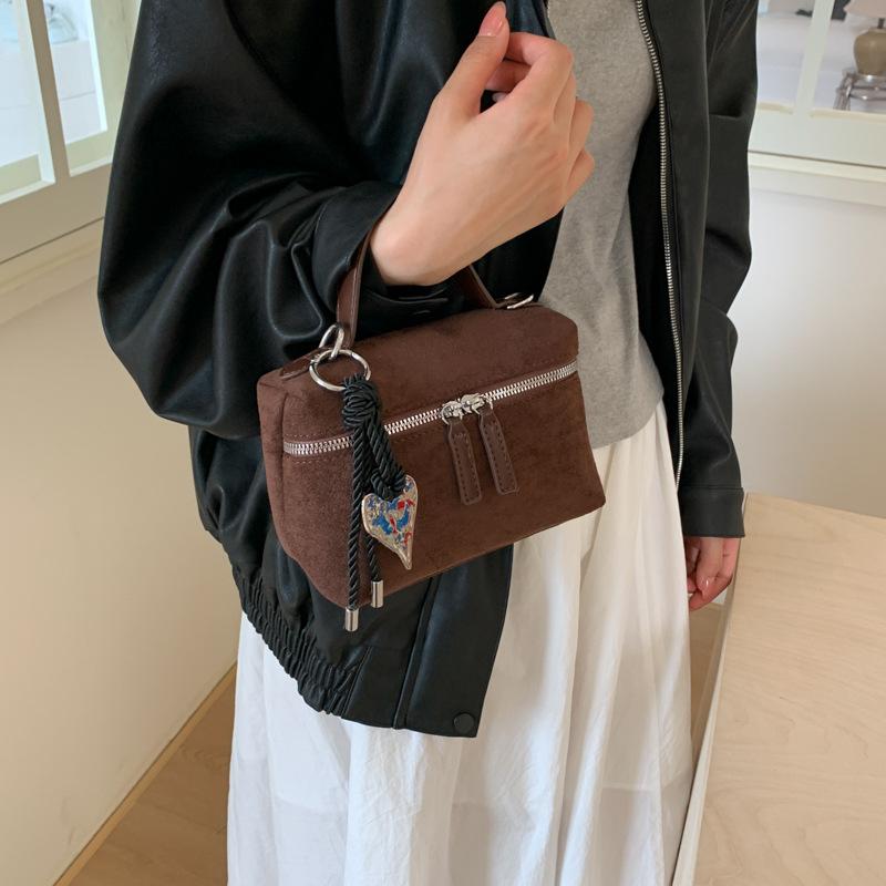 Retro Faux Suede Women Handbags Small Box Designer Bags for Women Shoulder Bag Autumn and Winter Crossbody Bags Clutch Tote Chic