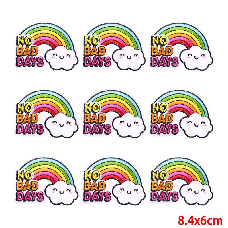 10 st/lot Grossistförsäljning av broderilappar Strykplåster för klädlappar på kläder Jackor Dekor applikationer Sytillbehör