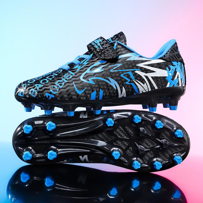 New Men Kids Non-Slip Football Boots Ultralight Soccer Shoes Cleats Match Grass Boys Professional Training Shoes Drop Shipping