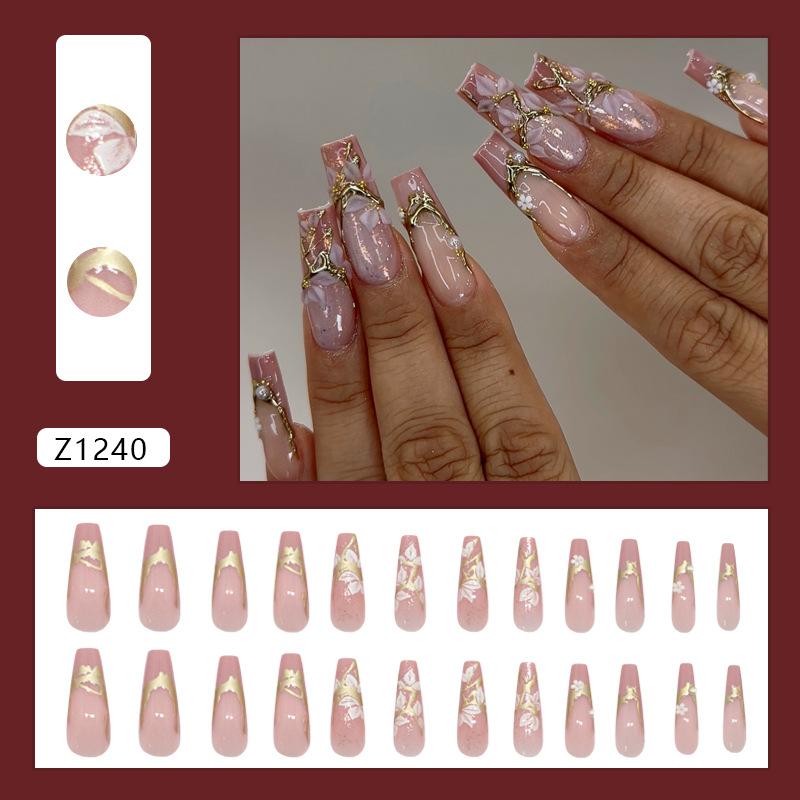 

Three-dimensional gilt French gentle magnolia pearl daisy European and American ins wind removable wearable armor 24 pieces