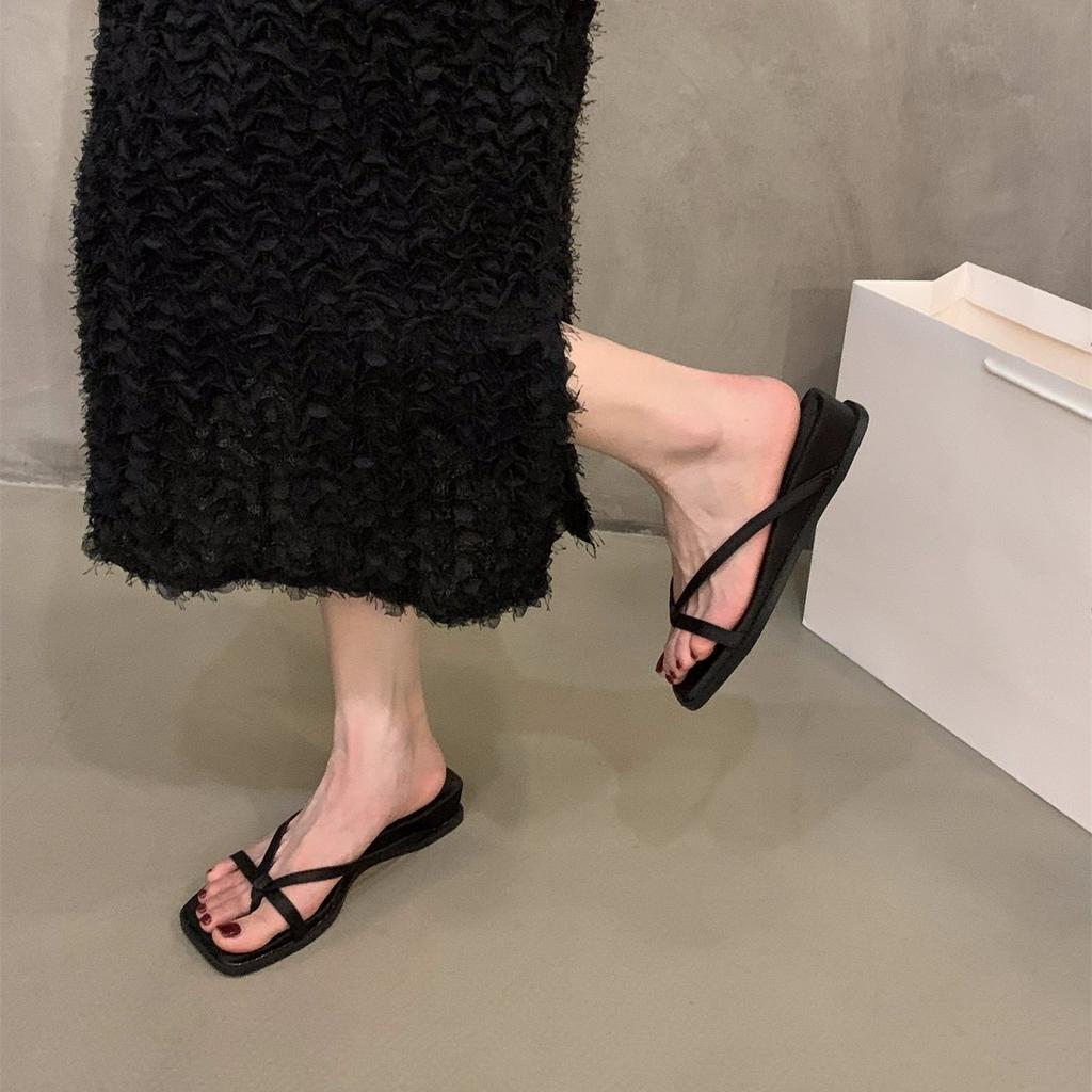 Wedge heel silver French small cool slippers women's shoes wear 2025 new summer red with skirt beach sandals