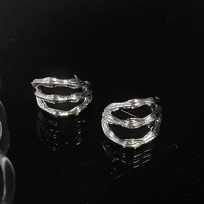 Серьги-спирали «Рыбий хвост» Трендовые Крутые Легкая Роскошь Индивидуальный Нишевый Дизайн Серьги с Высоким Чувством Стиля Простые Серьги Женские