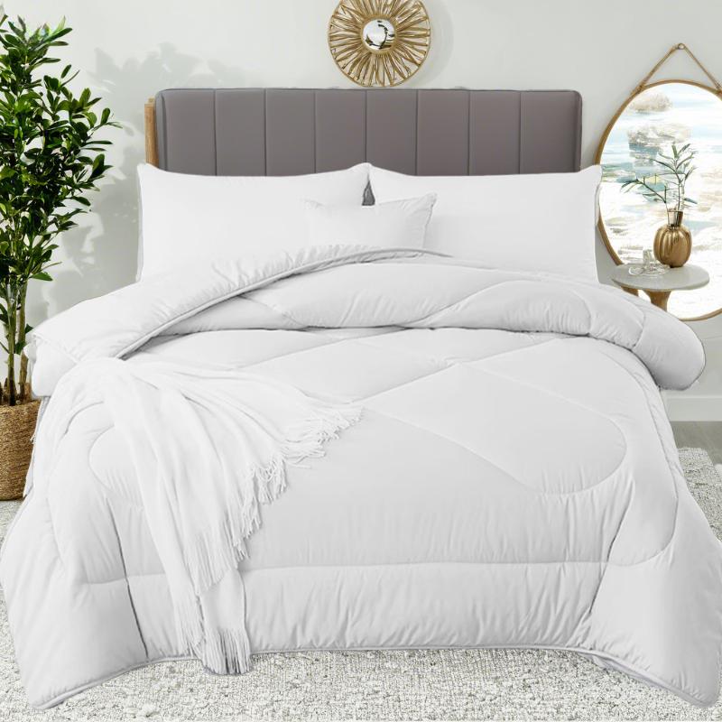 

Full-size bed quilt made of soft, breathable and stain-resistant fabric suitable for all seasons. It can be machine washed. Twin белый