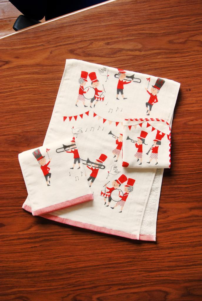 Kaneno Made In Gauze Face Untwisted Marching Band 30 X Gift Towel, Japan, Towel, Pile, Design, Approx. 80cm, Music, Refrain, Senshu, Quick-Drying,