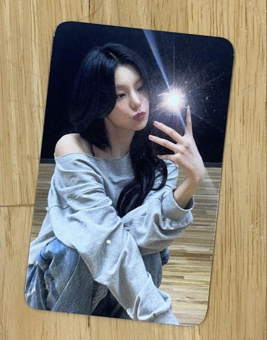 

[USED] ITZY Yeji Air Sanok Pre-Recording Limited Trading Card B