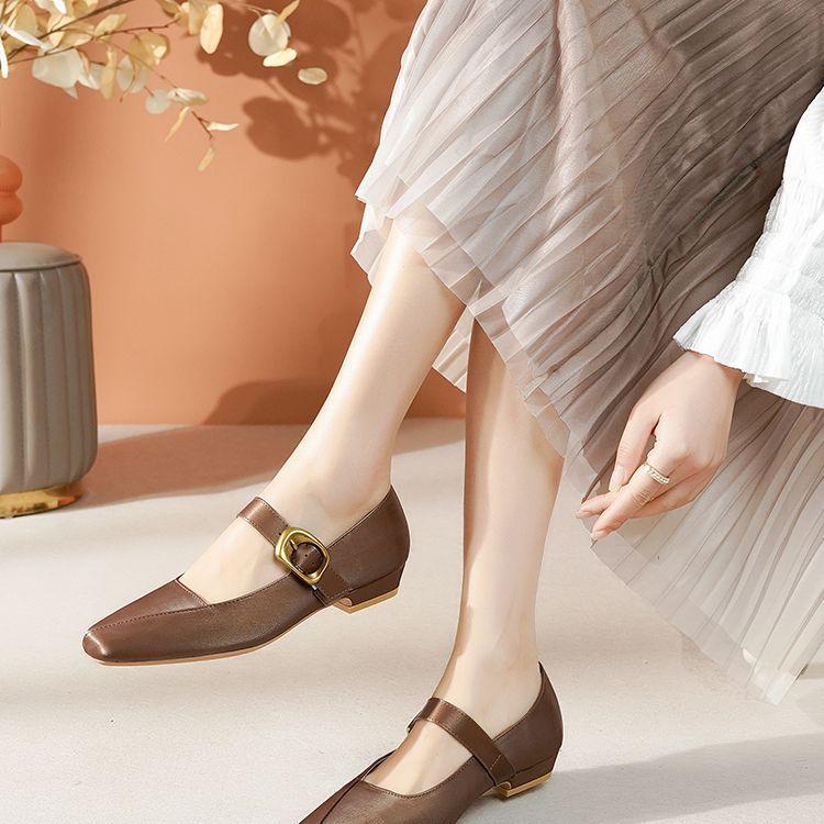 French 2025 new thick heel one-word buckle with square head spring and autumn single shoes gentle low heel light mouth Mary Jane women's shoes