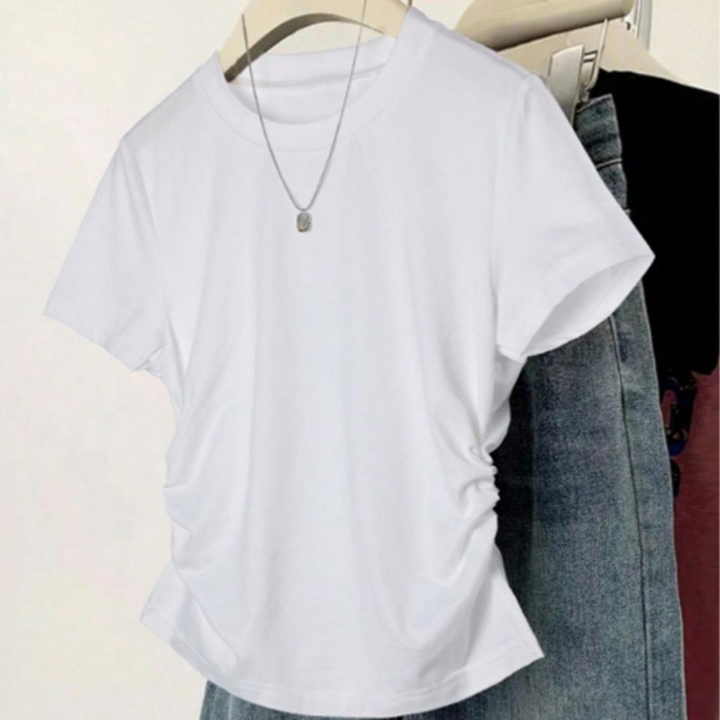 Nueva Camiseta de Verano de Manga Corta con Hombro Descubierto, Versátil Versión Coreana Ajustada Talla Grande Top Ligeramente Gordito con Ceñido a la Cintura y Efecto Adelgazante