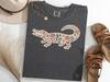 Alligator Floral Shirt, Retro Swamp Animal TShirt, Botanical Gator Tee, Vintage Alligator Silhouette T-Shirt, Wildlife Lover Gift Tee