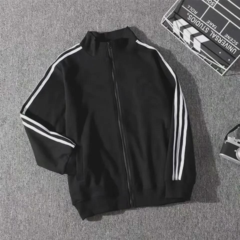 Damen Schwarze Baseballjacke im koreanischen Stil mit drei Streifen: Leicht, Locker geschnitten für Frühling & Herbst