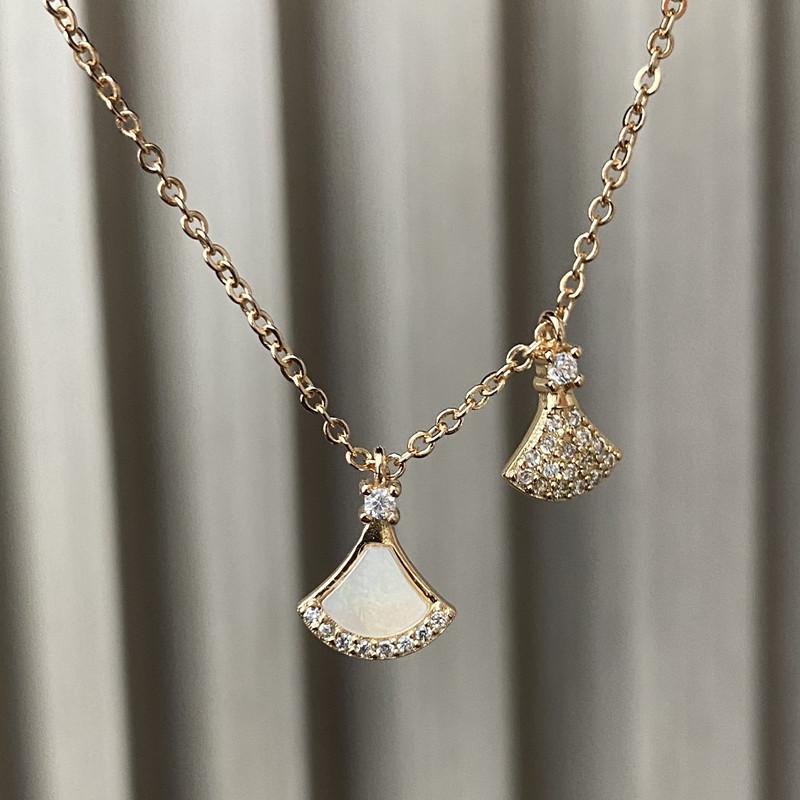 Seiko Double Fan Fritillary Full Diamond Necklace Small Skirt Pendant Collarbone Chain