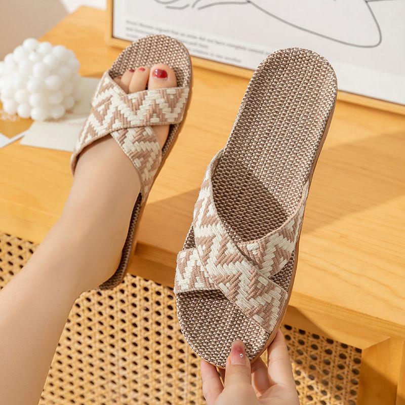 Linen Slippers Household Thick-soled Straw Weaving Men and Women Summer Cool Slippers Home Indoor Non-slip and Non-smelly Feet