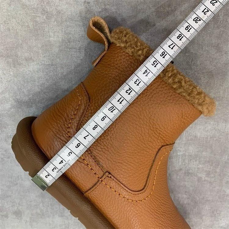 Handmade Retro Round Head Cotton Shoes Women's Winter 2024 Piled Thickened Snow Boots Zipper Short Boots Warm Small Leather Boots