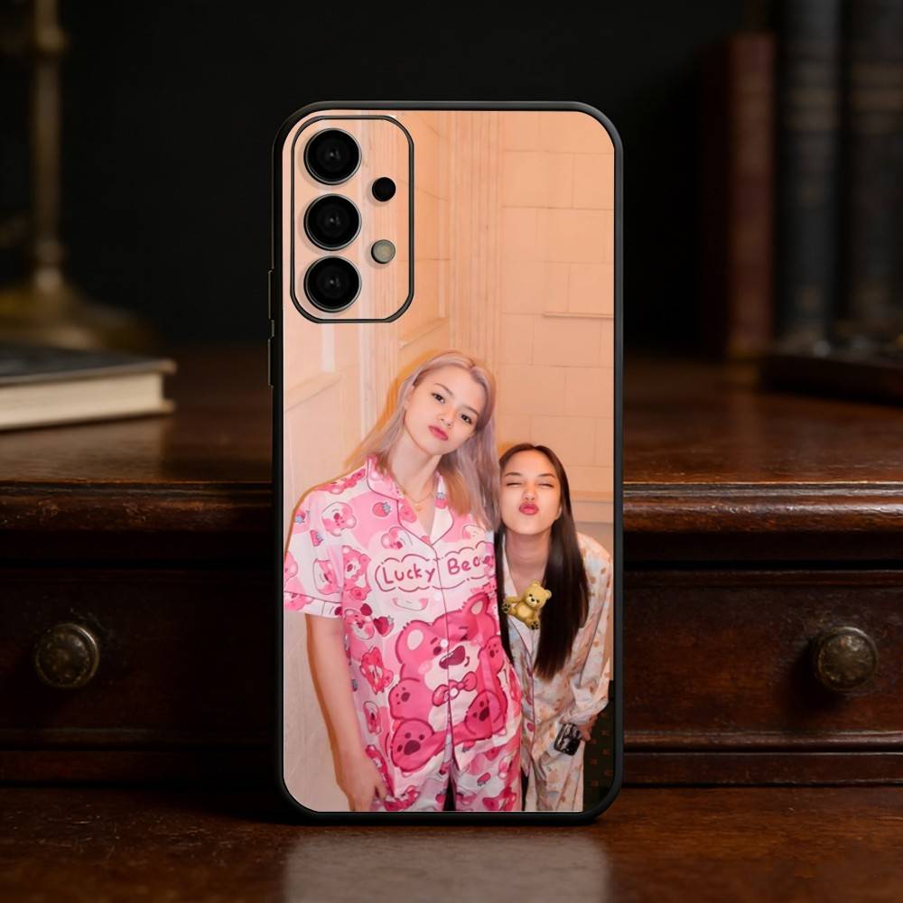 

Pink Theory Freen Becky Transparent phone Case For Samsung S25,24,21,22,23,30,Ultra,20,Plus,Fe,Lite,Note Soft Black Cover Samsung S24Plus