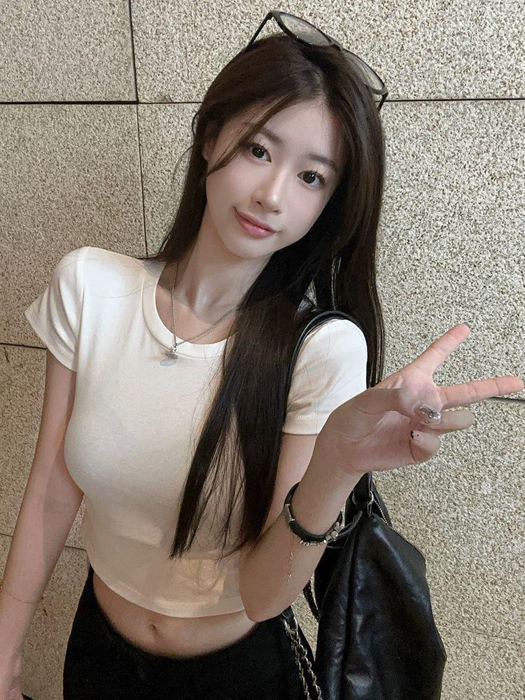 Spicy American Girl Round Neck Short Sleeve Crop Top - Slim Fit, Chic High Waist, Summer Style