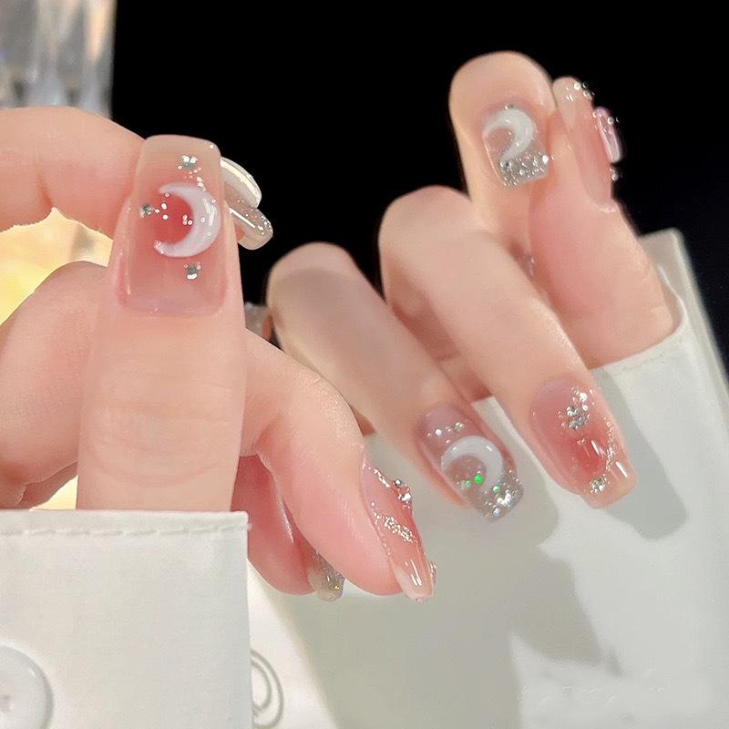 Simple French Gradient Detachable Press-On Nails: Short, Whitening False Nail Tips.