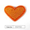Нашивка-аплікація з вишивкою серця для одягу, взуття, капелюхів та сумок