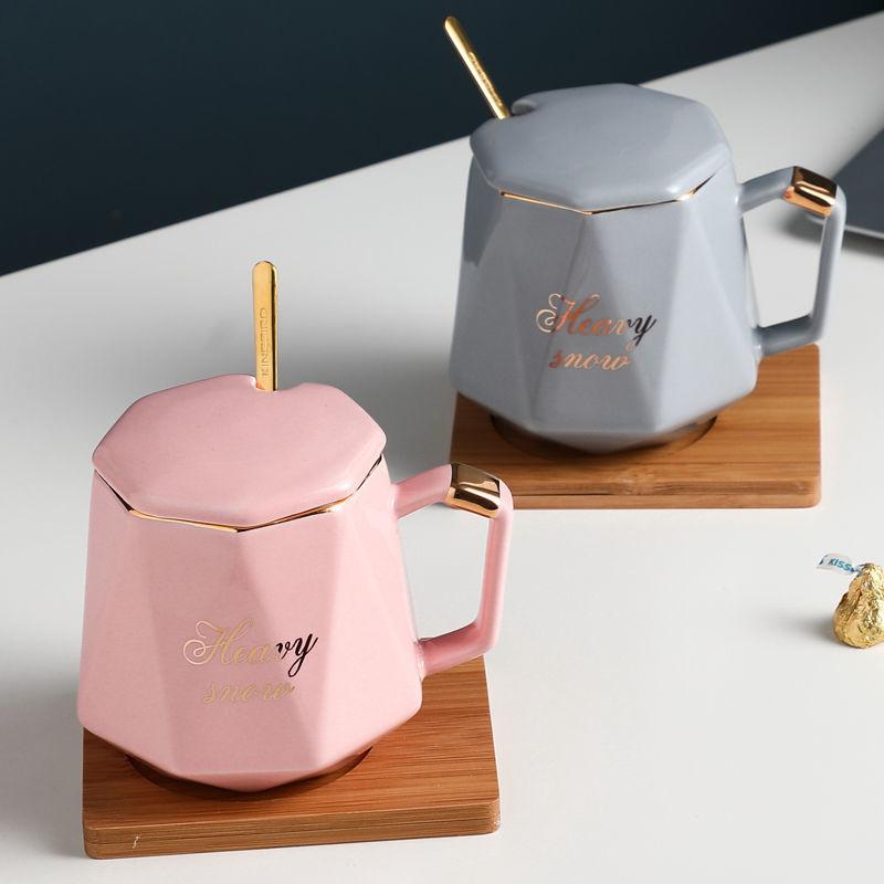 

Простые европейские роскошные чашки для кофе и молока, кружка, керамические чашки для питья, домашняя семейная пара, подарочная коробка