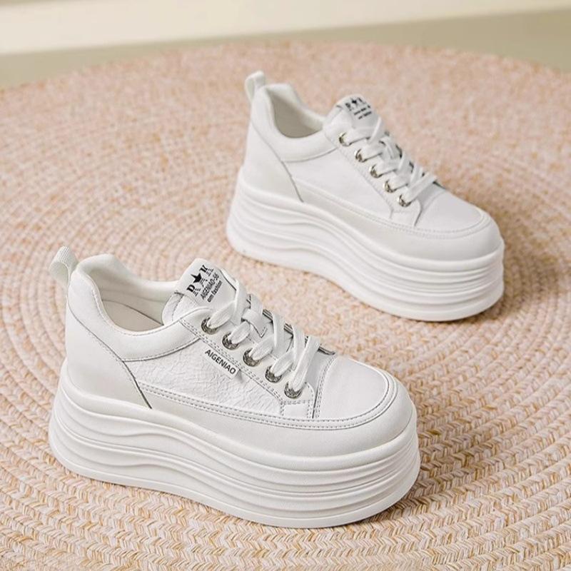 Lightweight Little White Shoes Women's 2025 Summer New Mesh Breathable White Board Shoes Short Le Thick Sole Inner Height Increase Women's Shoes