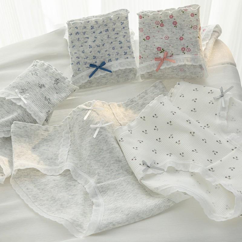 Ladies' Breathable Cartoon Cotton Underwear - Comfortable Antibacterial Waistband Triangle Pants